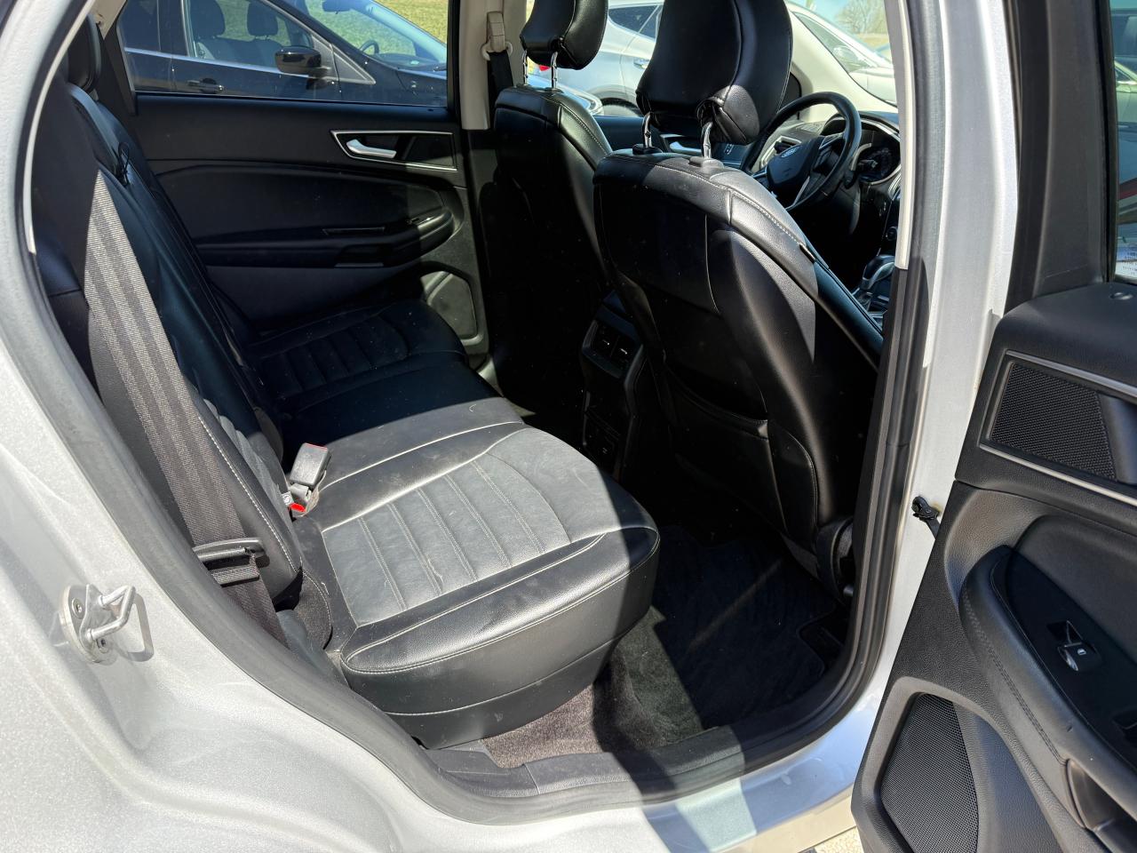 2016 Ford Edge SEL - Photo #7