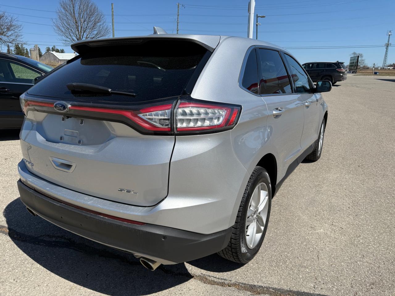 2016 Ford Edge SEL - Photo #9