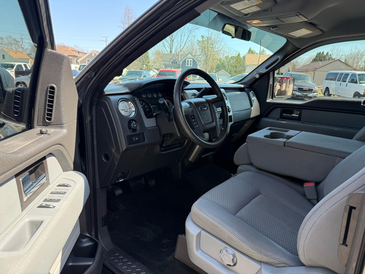2014 Ford F-150 XLT - Photo #5