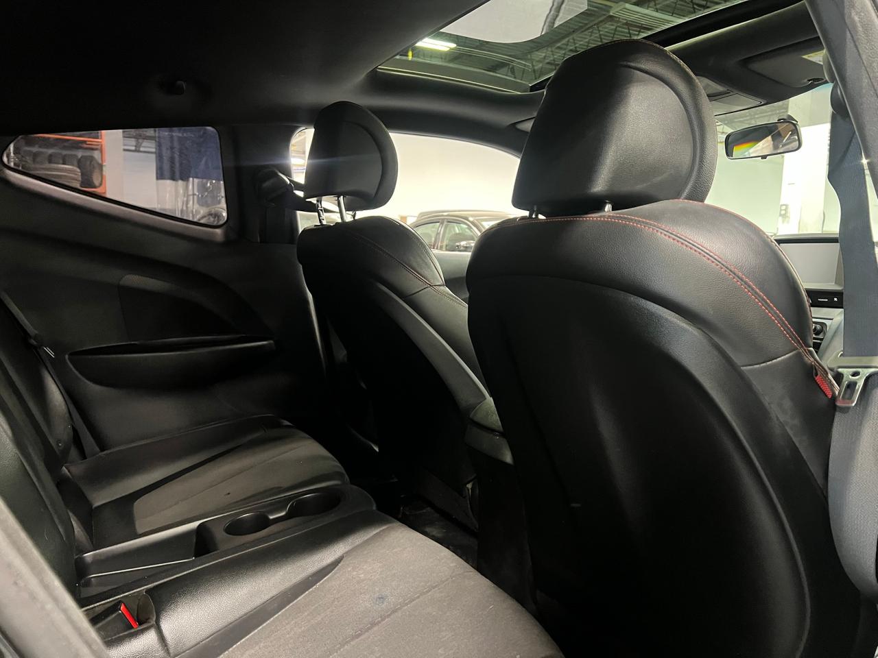 2019 Hyundai Veloster Turbo - Photo #14