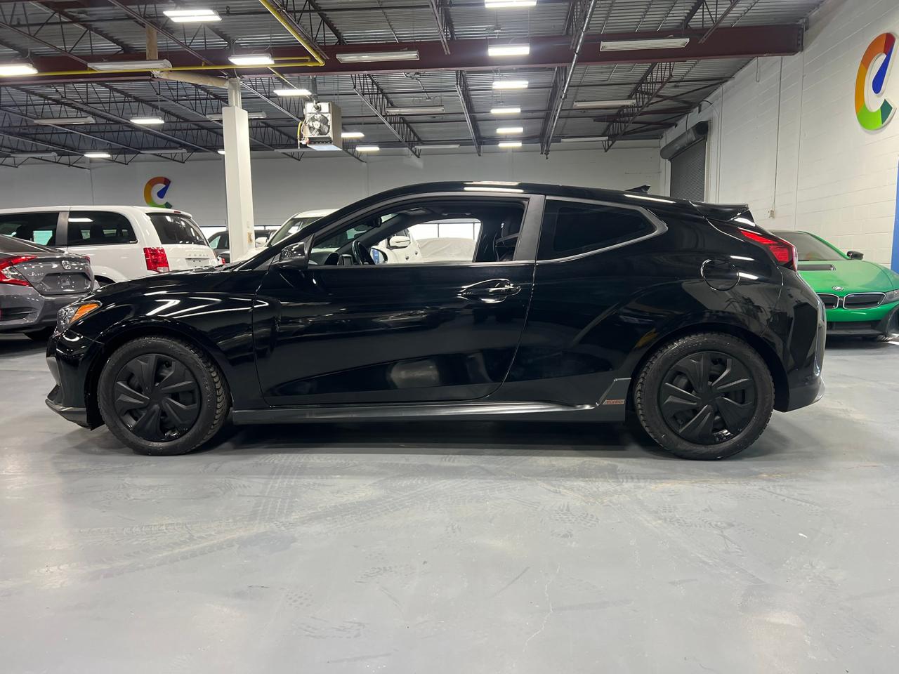 2019 Hyundai Veloster Turbo - Photo #2