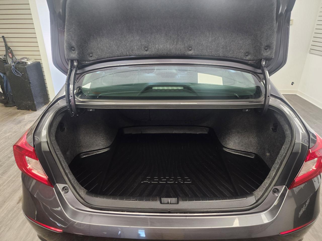 2019 Honda Accord EX-L - Photo #11