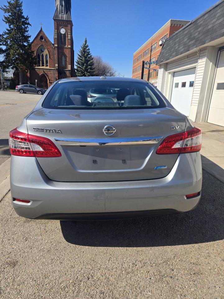 2014 Nissan Sentra  - Photo #3