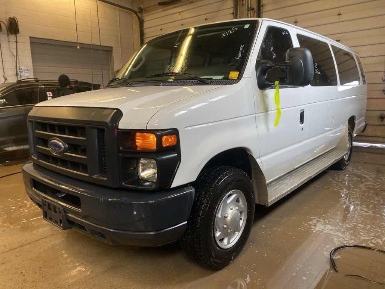 Used 2013 Ford E350 ECONOLINE  SUP for sale in Innisfil, ON