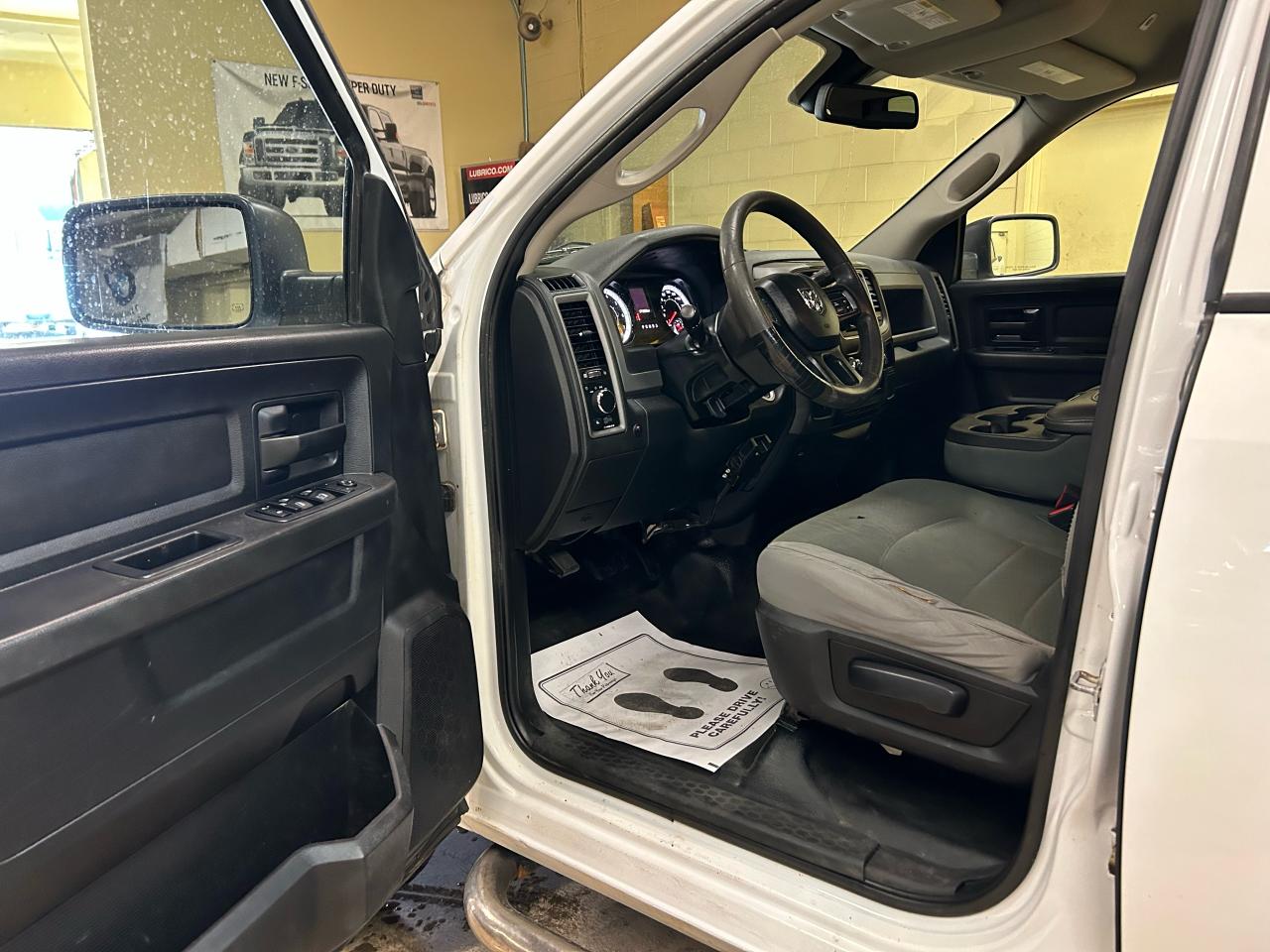 2018 RAM 2500 ST - Photo #7