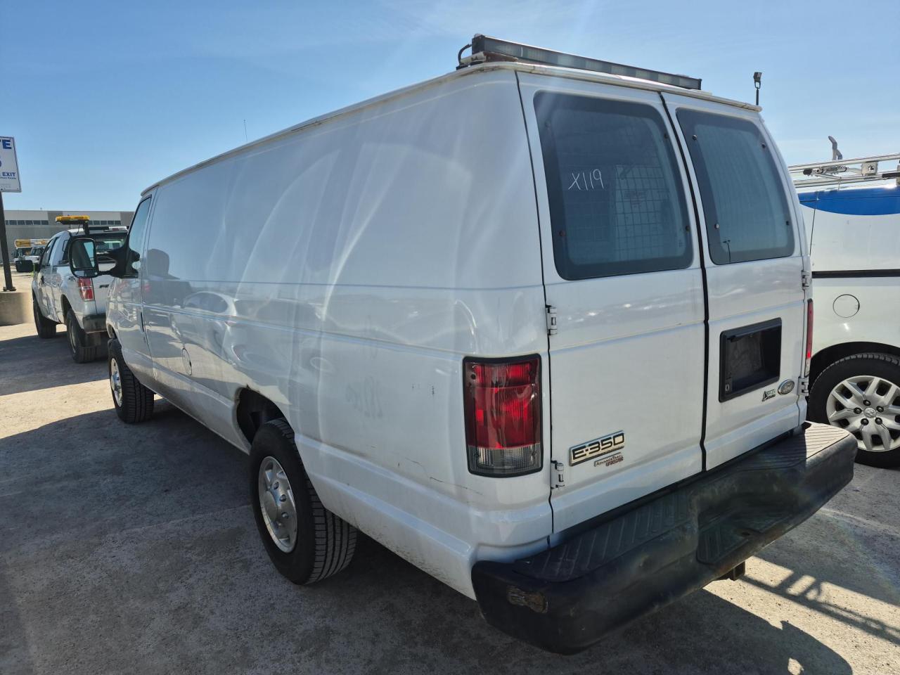 2011 Ford E350 ECONOLINE  SUP - Photo #6