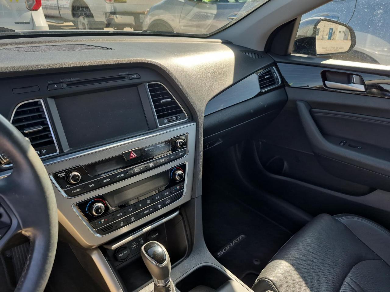 2016 Hyundai Sonata LIMITED - Photo #10