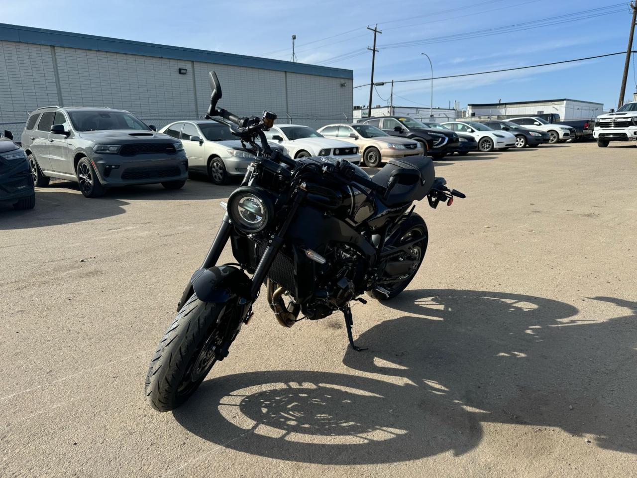 2025 Yamaha XSR900  - Photo #2