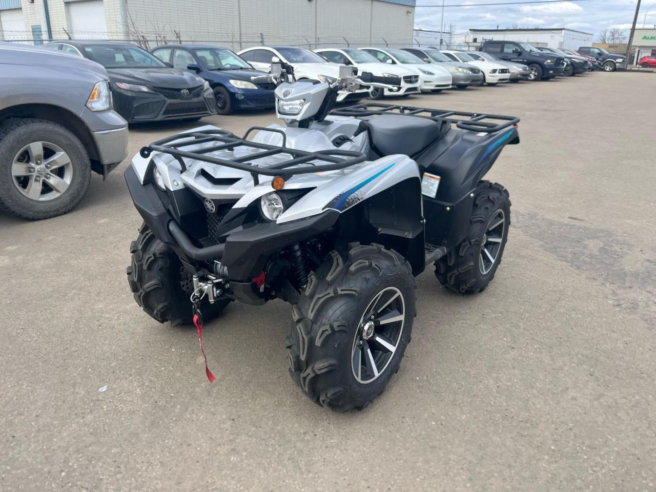 Used 2024 Yamaha Grizzly 700 EPS SE  for sale in Edmonton, AB