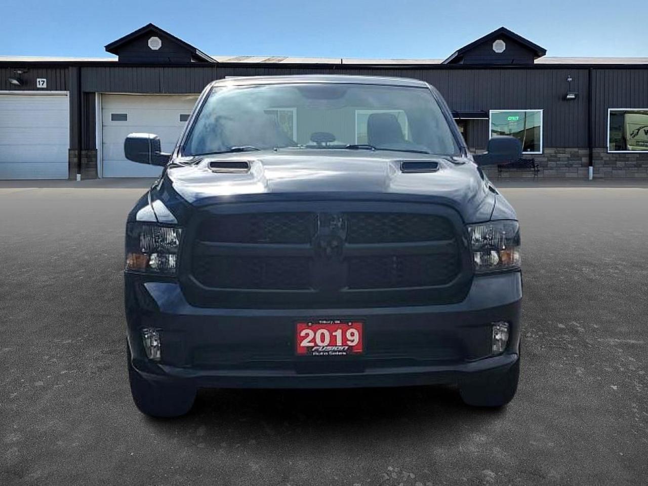 2019 RAM 1500 Classic EXPRESS 4X4 CREW CAB 5'7" BOX-EXHAUST-REAR CAMERA - Photo #7
