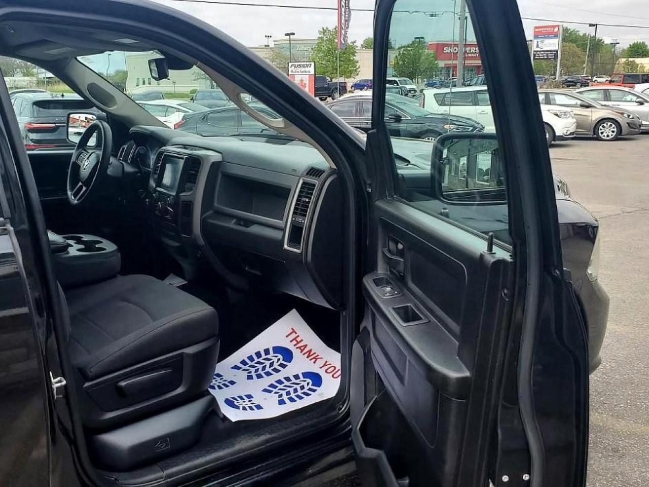2019 RAM 1500 Classic EXPRESS 4X4 CREW CAB 5'7" BOX-EXHAUST-REAR CAMERA - Photo #16