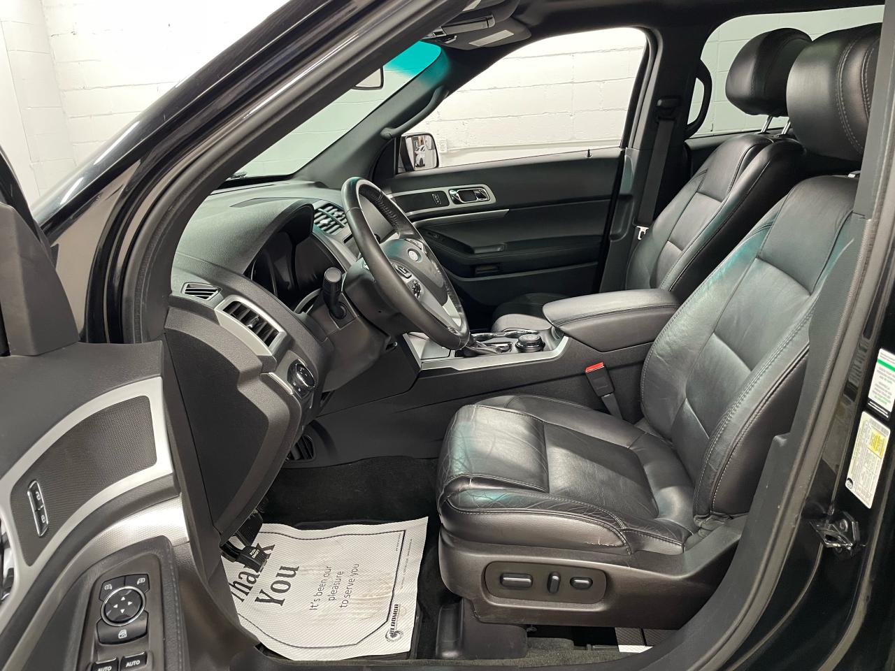 2014 Ford Explorer XLT Photo28