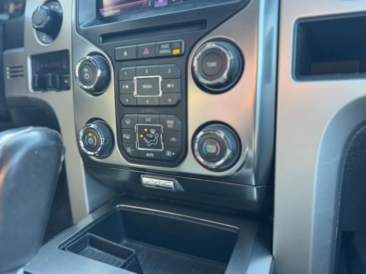 2013 Ford F-150 FX4 4WD SuperCrew 145" - Photo #22