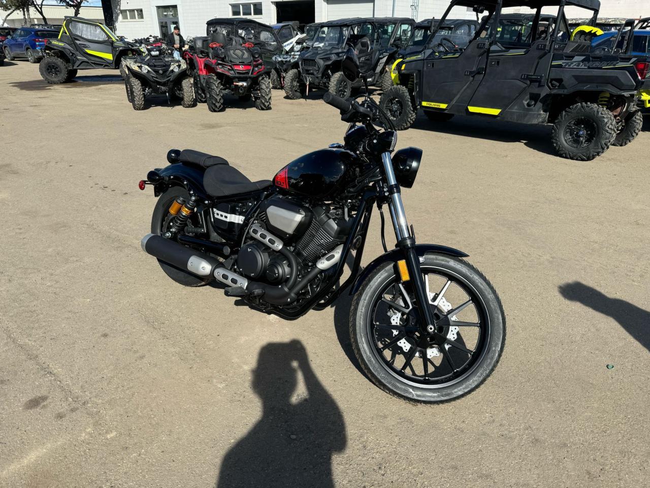 2025 Yamaha Bolt  - Photo #7