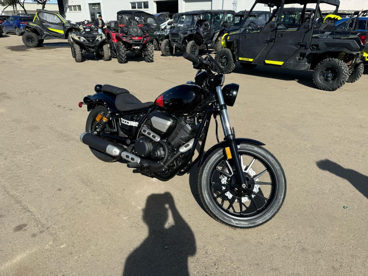 2025 Yamaha Bolt  - Photo #7