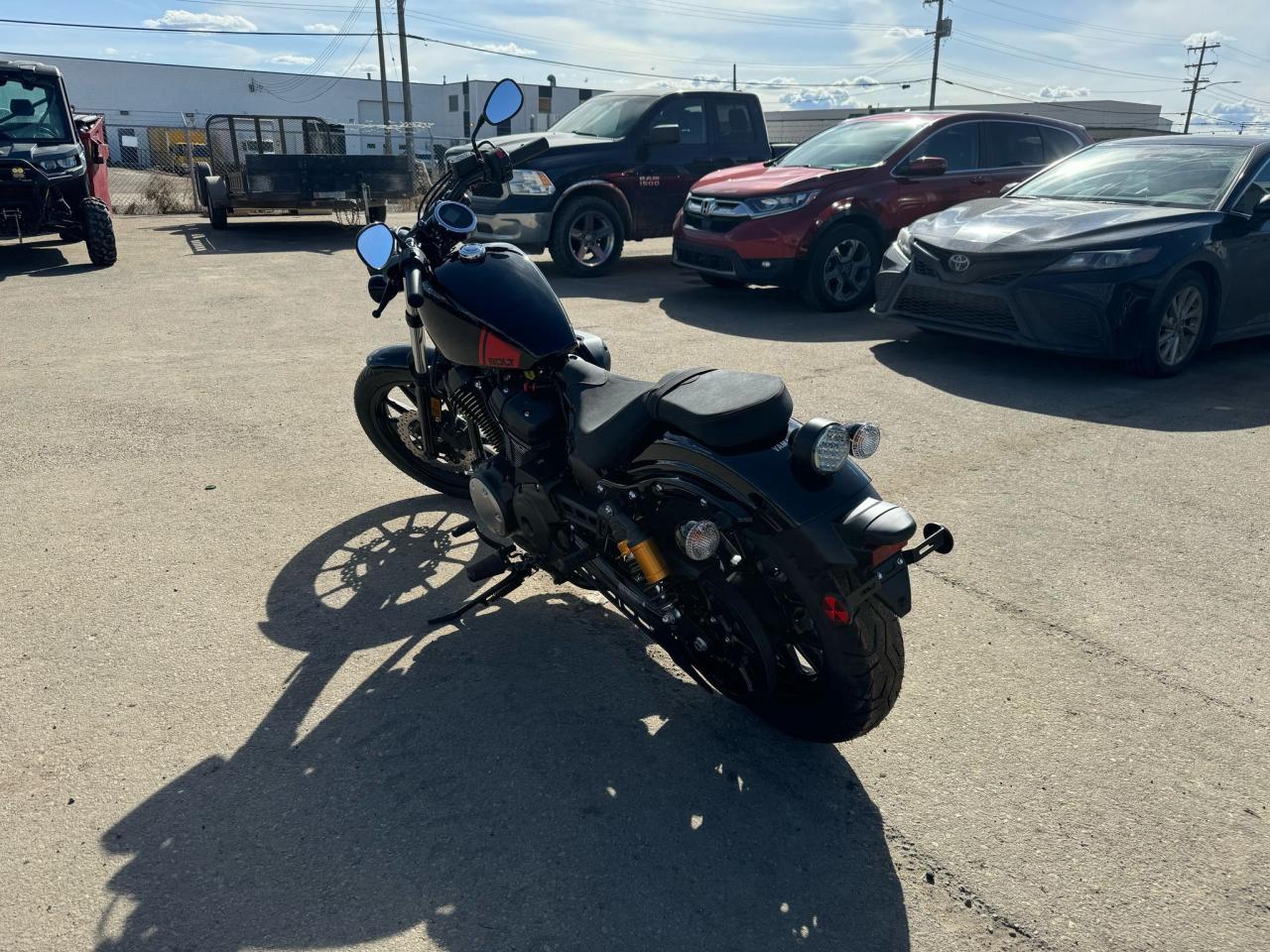 2025 Yamaha Bolt  - Photo #5