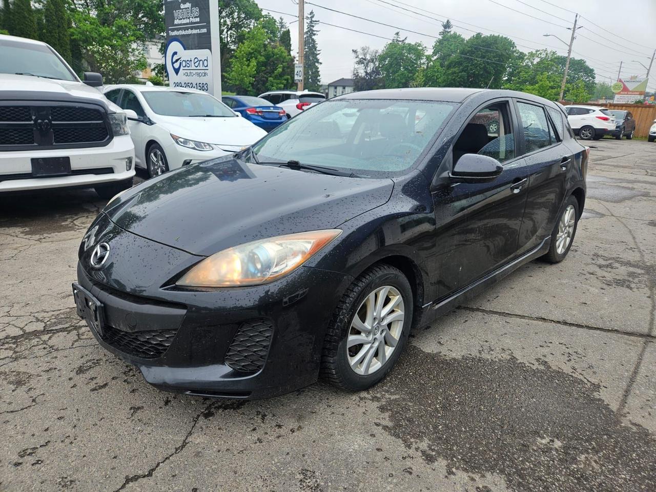2012 Mazda MAZDA3 4dr HB Sport Man GS-SKY Photo