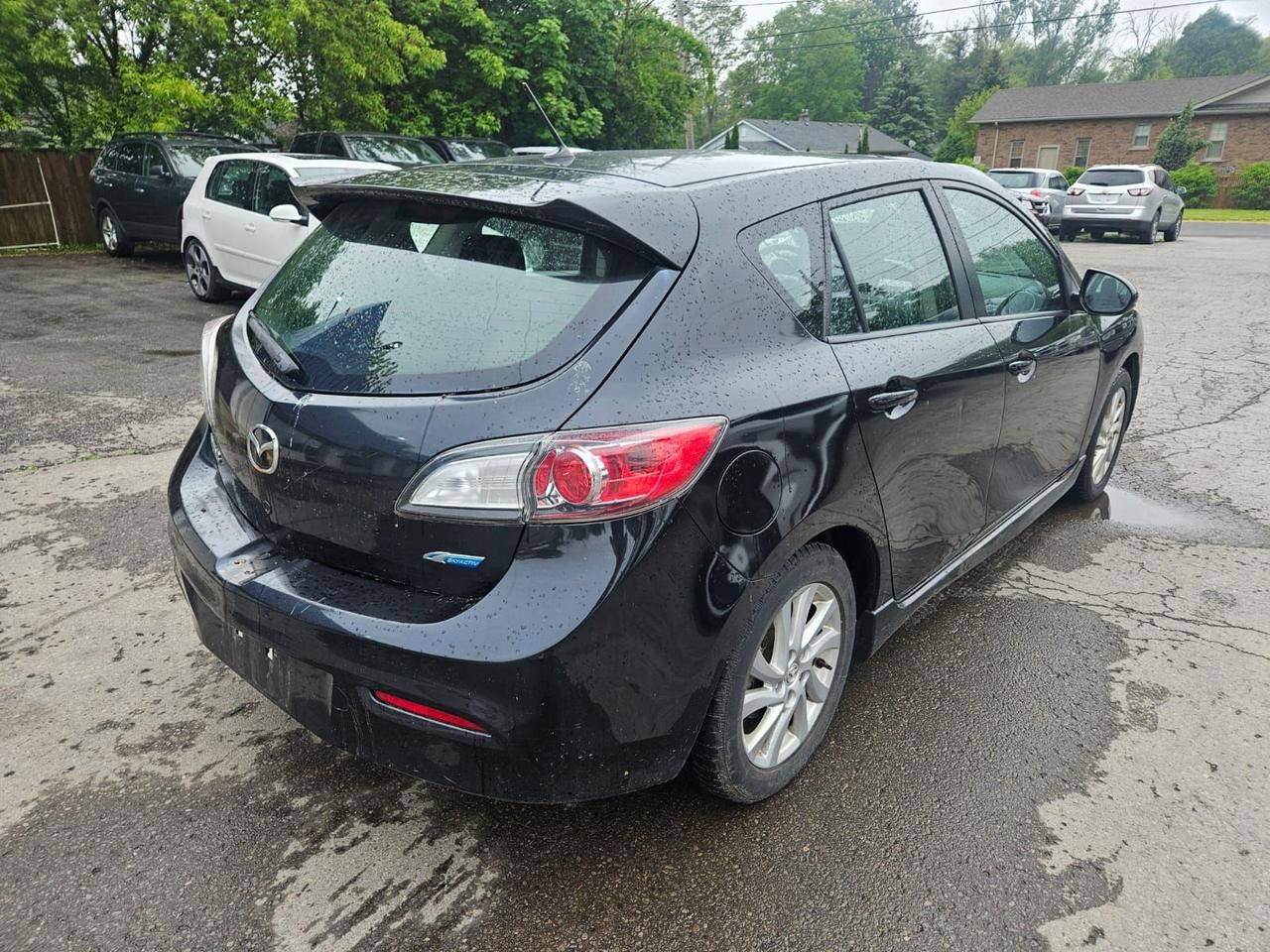 2012 Mazda MAZDA3 4dr HB Sport Man GS-SKY Photo