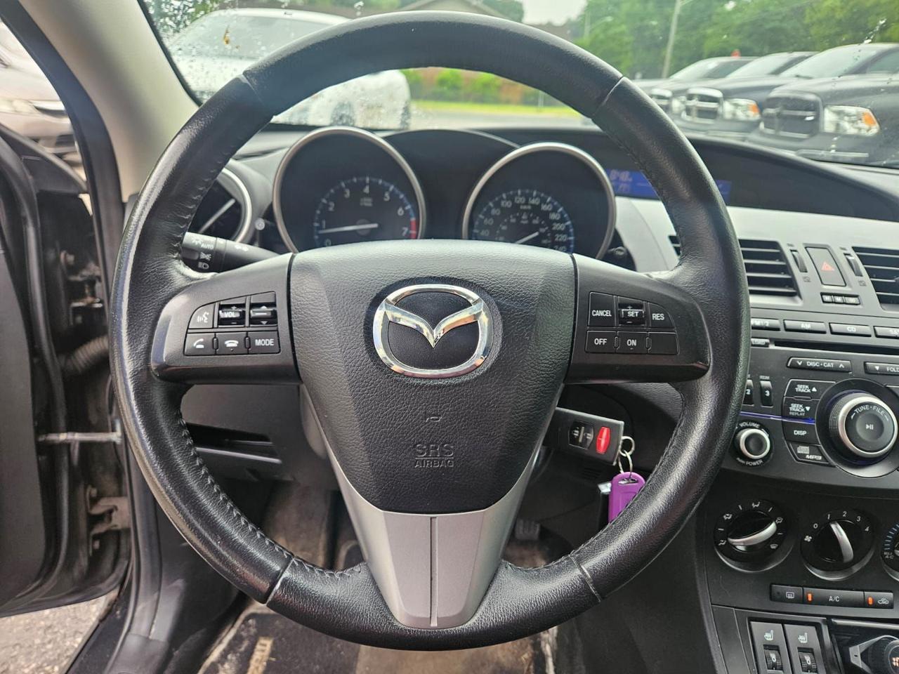 2012 Mazda MAZDA3 4dr HB Sport Man GS-SKY Photo