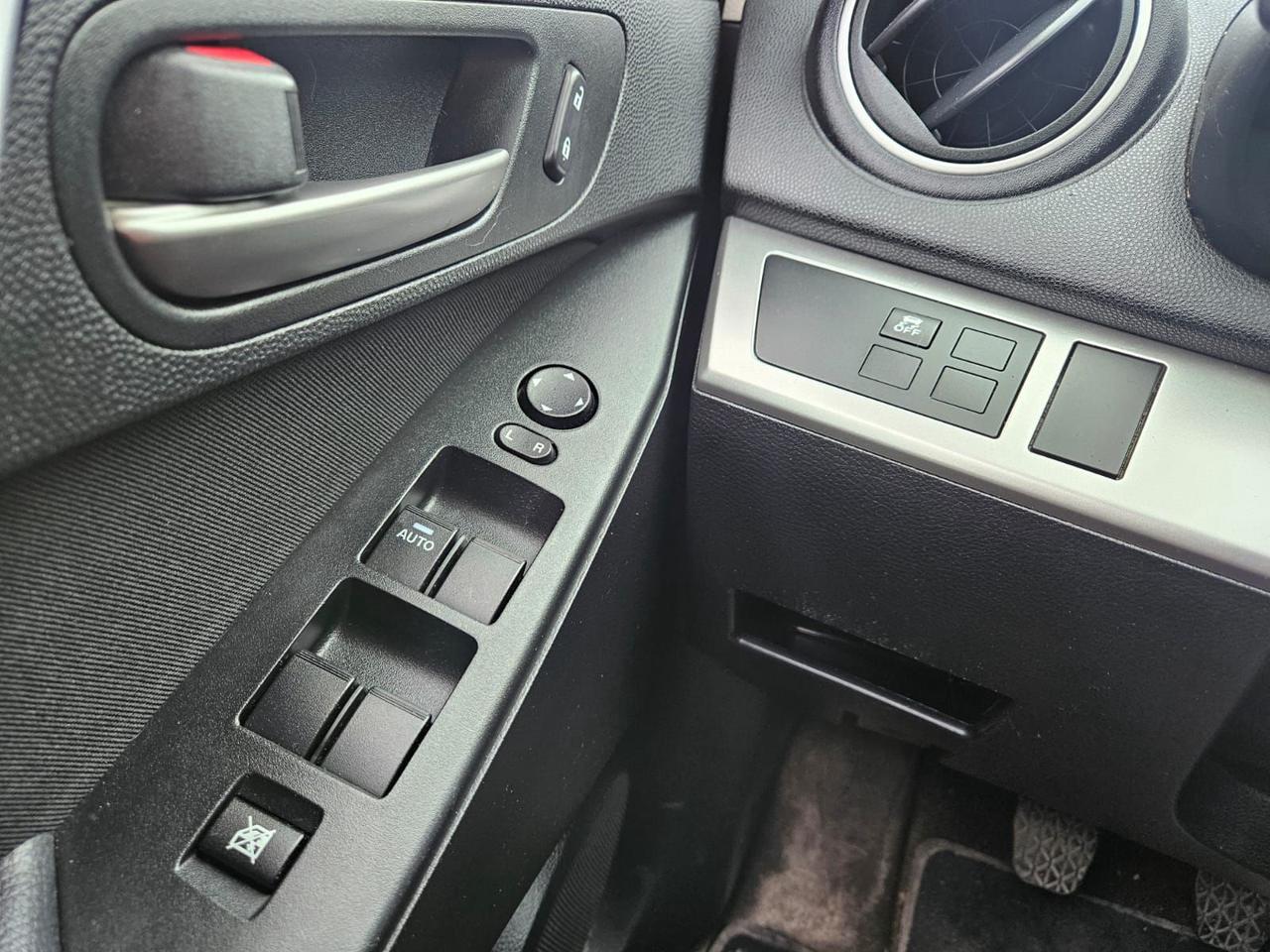 2012 Mazda MAZDA3 4dr HB Sport Man GS-SKY Photo