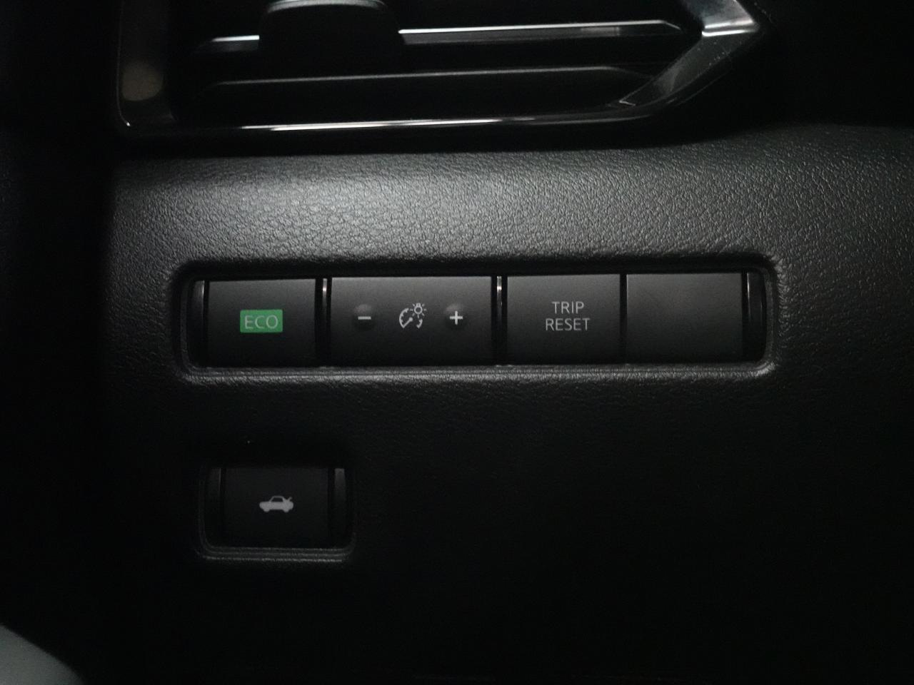 2020 Nissan Sentra SR | Sunroof | Heated Seats | ACC | BSM | CarPlay