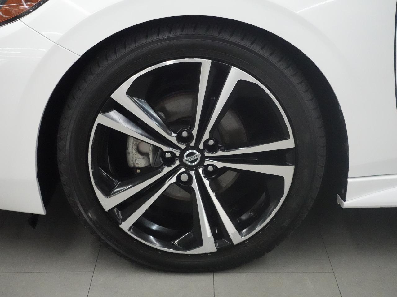 2020 Nissan Sentra SR | Sunroof | Heated Seats | ACC | BSM | CarPlay