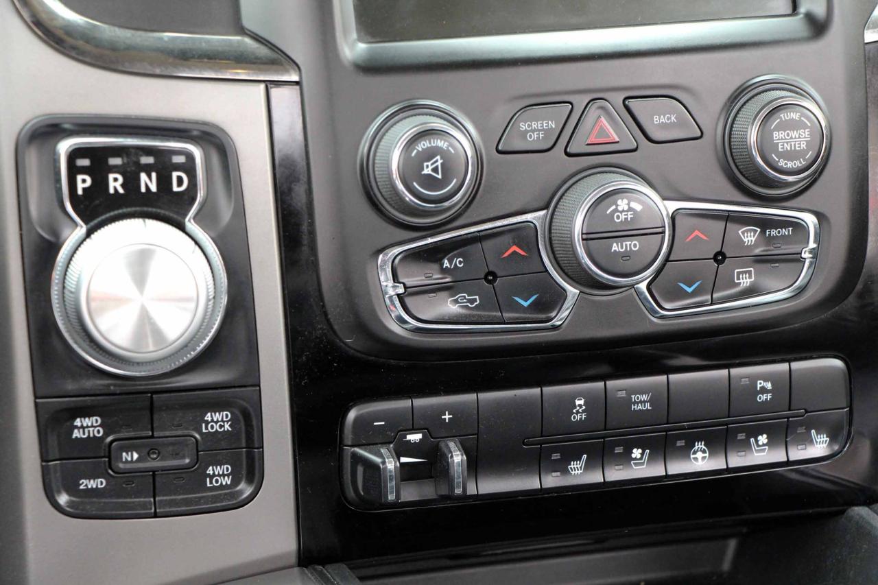 2013 RAM 1500 4WD Crew Cab 140.5" Sport - Photo #23