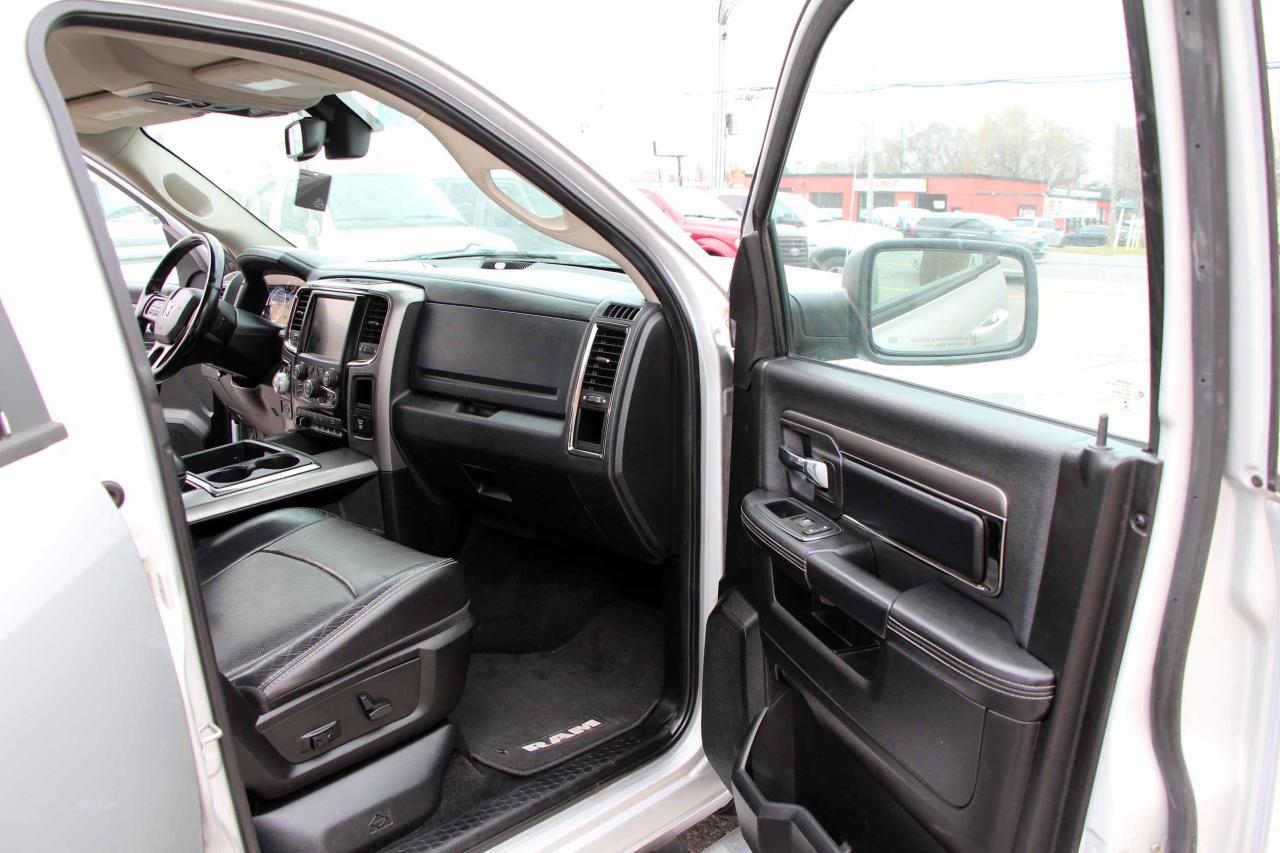 2013 RAM 1500 4WD Crew Cab 140.5" Sport - Photo #14