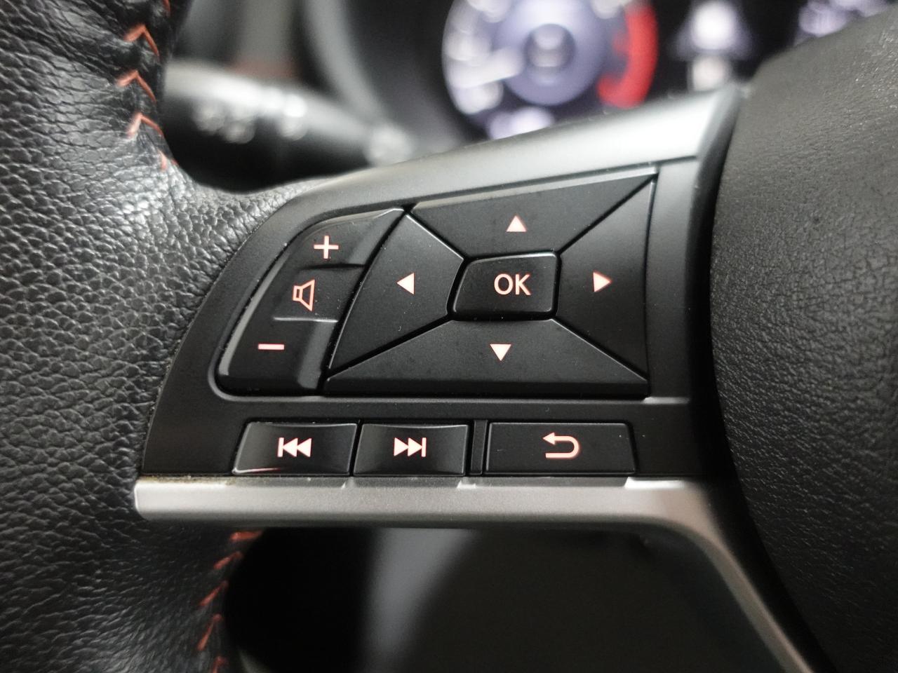 2021 Nissan Kicks SR | Leather | ACC | BSM | Heated Seats | CarPlay