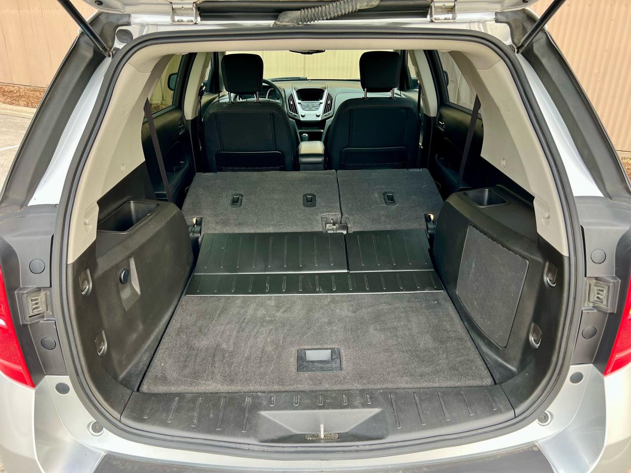 2017 Chevrolet Equinox LS - Photo #11