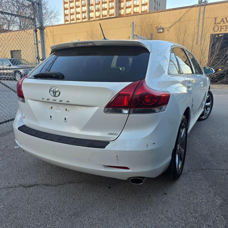 2013 Toyota Venza 4DR WGN V6 AWD Photo4