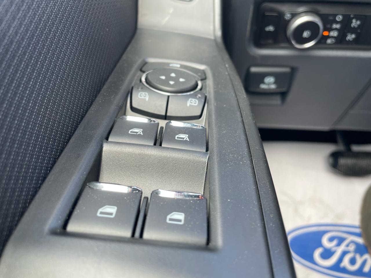 2025 Ford F-150 STX Photo5