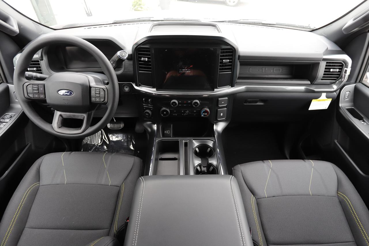 2025 Ford F-150 STX 4WD SuperCrew 5.5' Box Photo