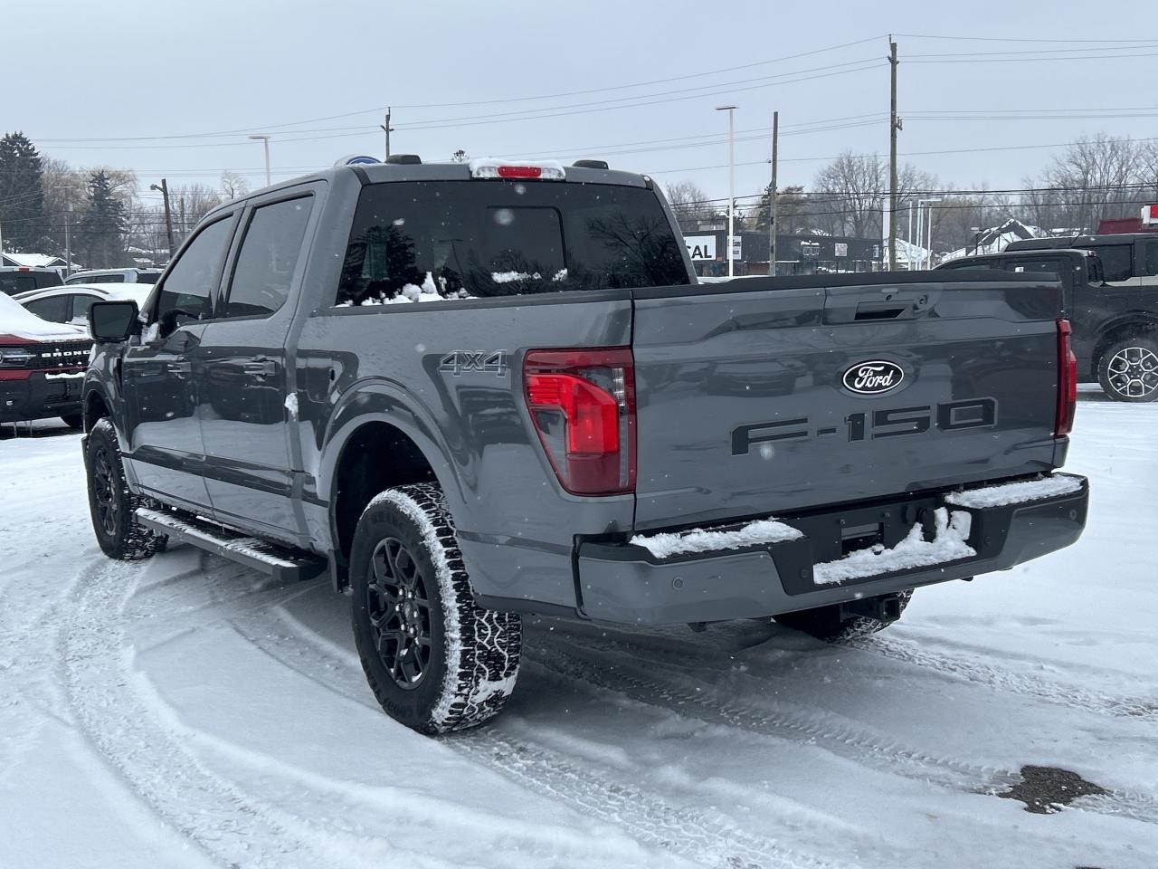 2025 Ford F-150 XLT 4WD SuperCrew 5.5' Box Photo2