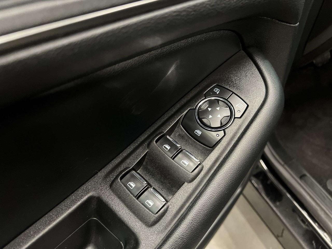 2022 Ford Edge AWD | 12IN SCREEN | CARPLAY | REAR CAM | ALLOYS Photo