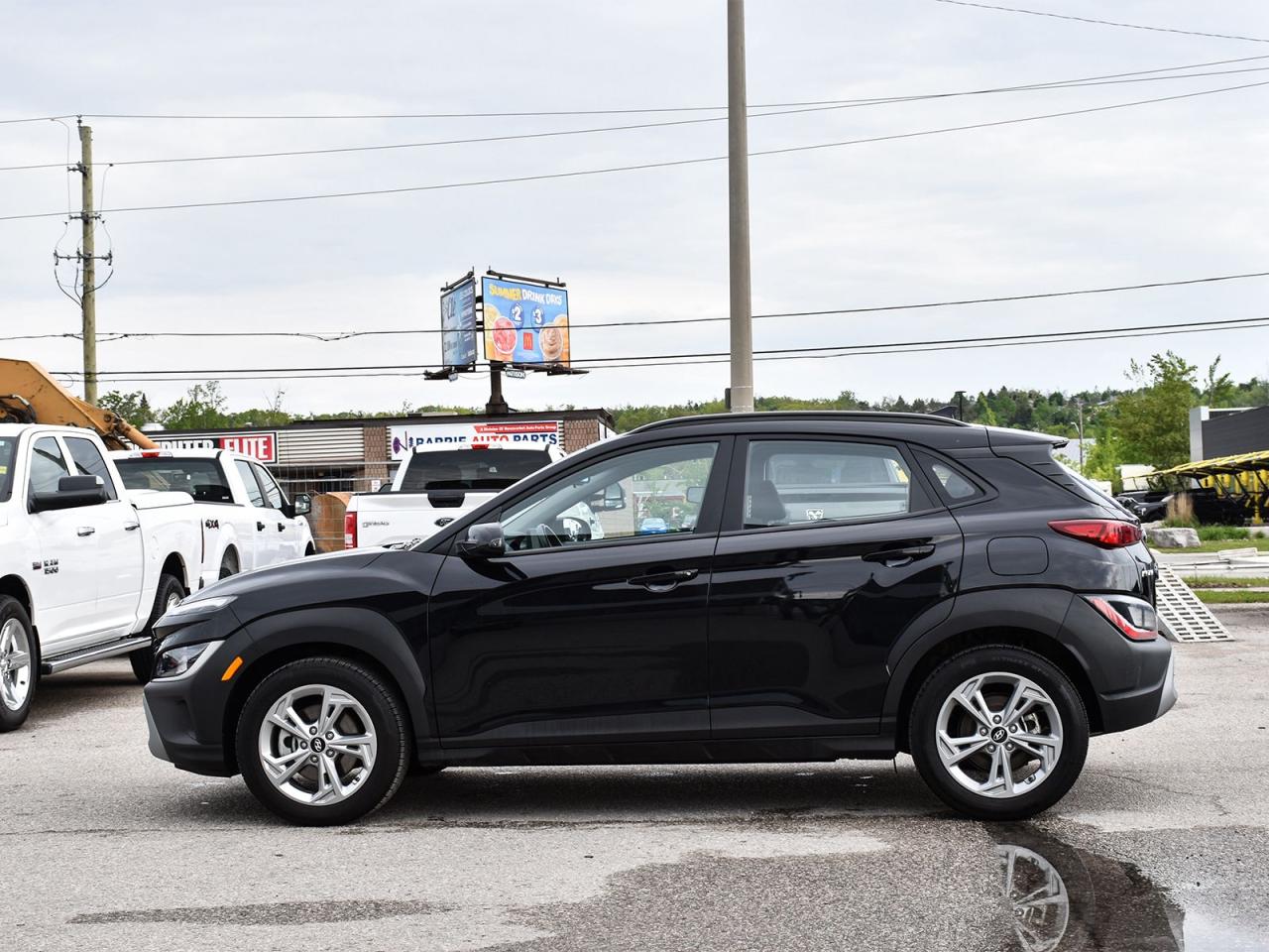 2023 Hyundai KONA Preferred AWD ~Heated Seats ~Bluetooth ~Camera Photo3