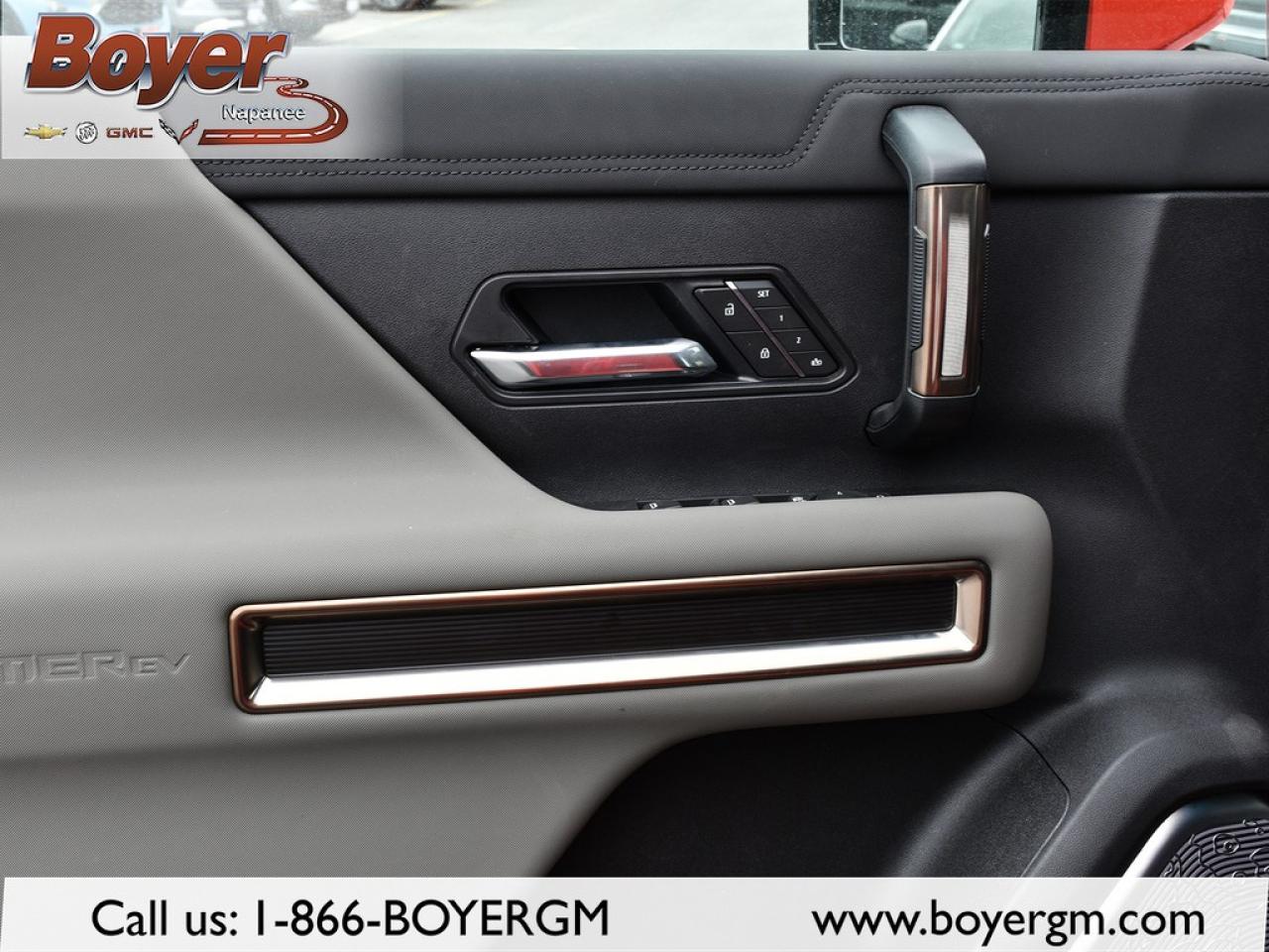 2025 GMC HUMMER EV SUV e4WD 4dr 3X Photo