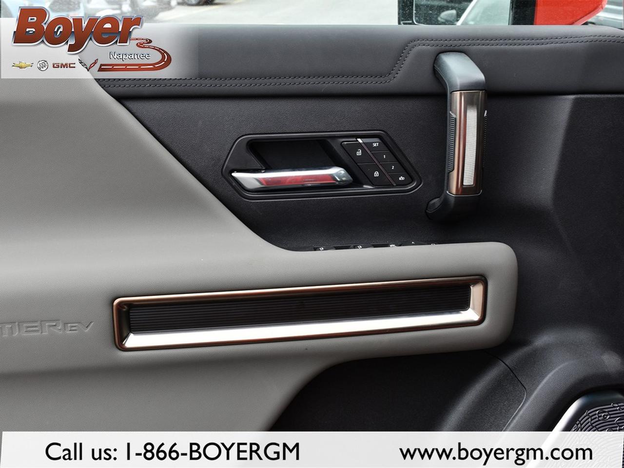 2025 GMC HUMMER EV SUV e4WD 4dr 3X Photo