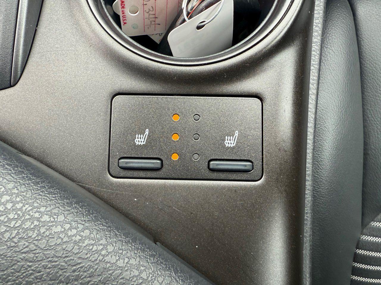 2023 Toyota Camry SE Photo