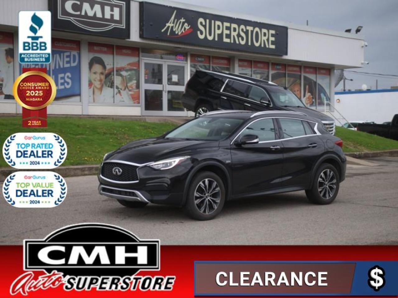 2018 Infiniti QX30 Base AWD  **VERY LOW KMS**