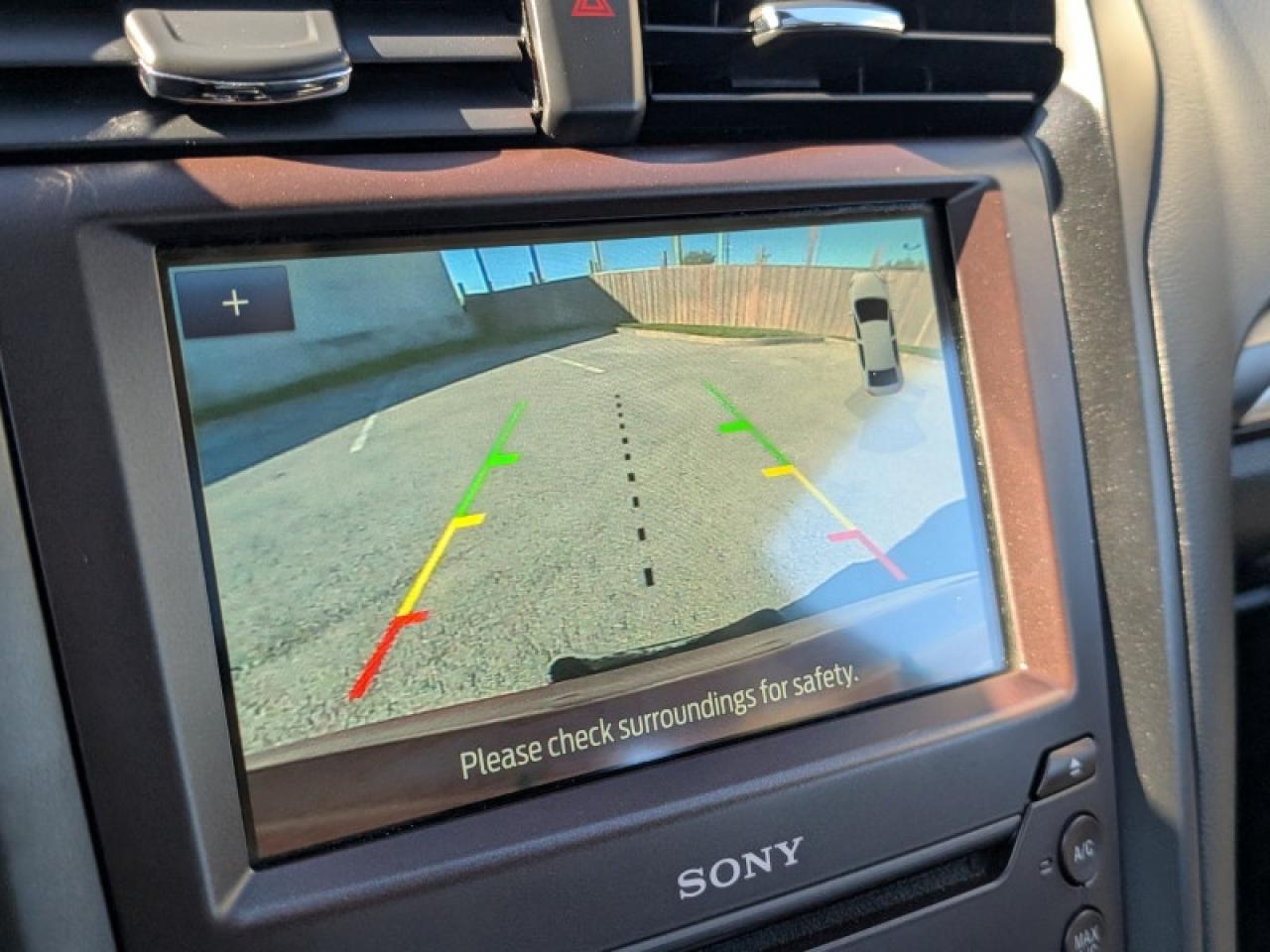 2020 Ford Fusion Titanium  **SUNROOF - COOLED SEATS** Photo