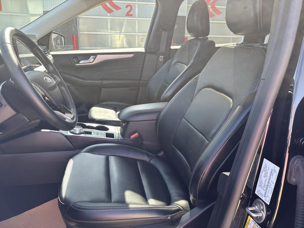 2024 Ford Escape Platinum Photo5