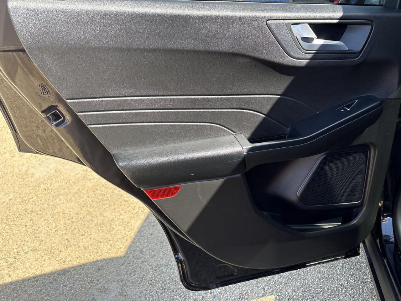 2024 Ford Escape Platinum Photo5