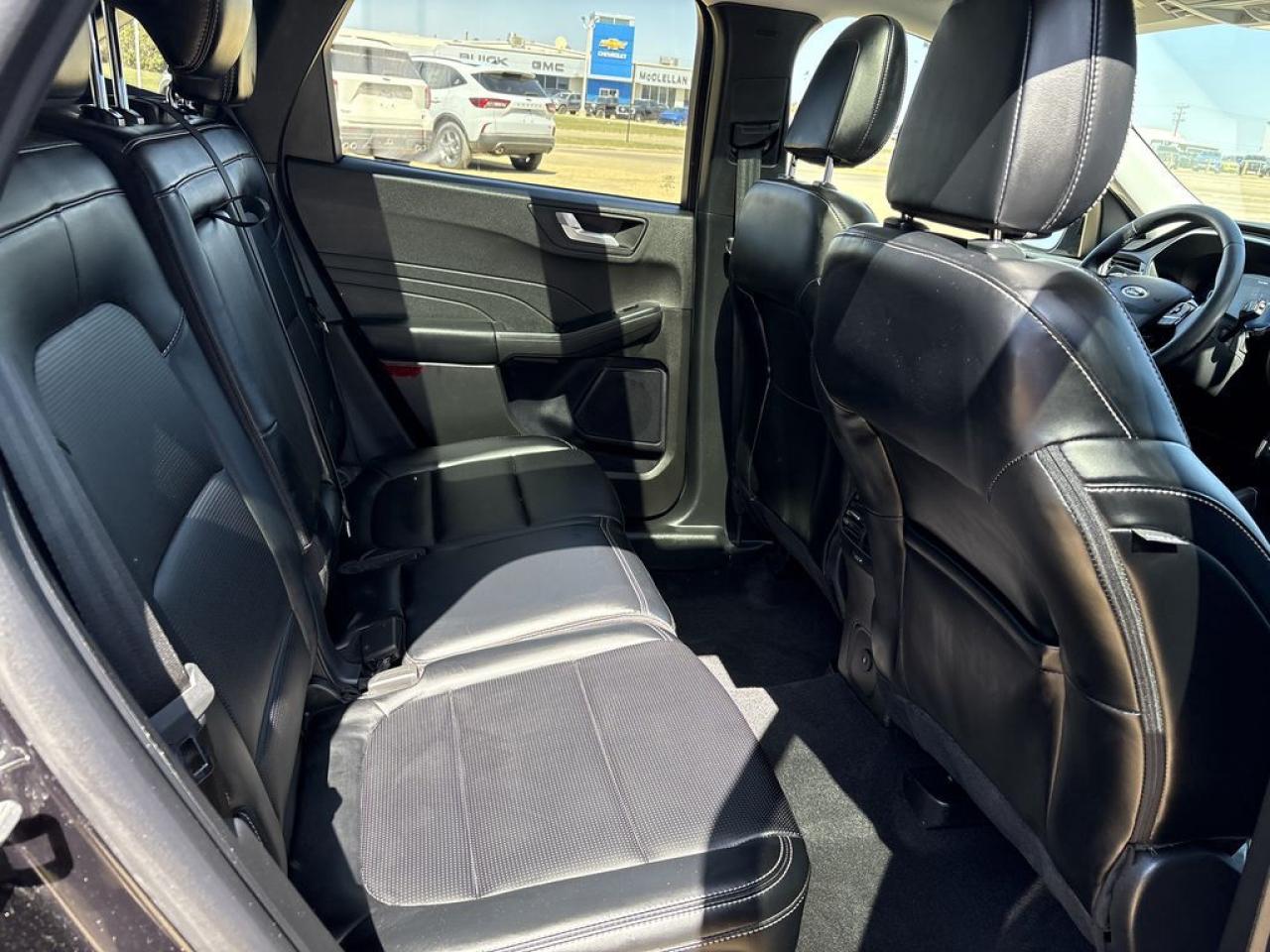 2024 Ford Escape Platinum Photo5