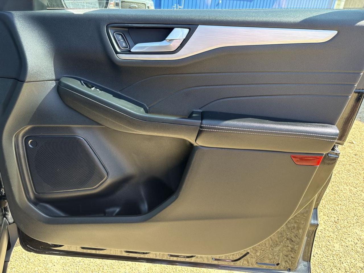 2024 Ford Escape Platinum Photo5
