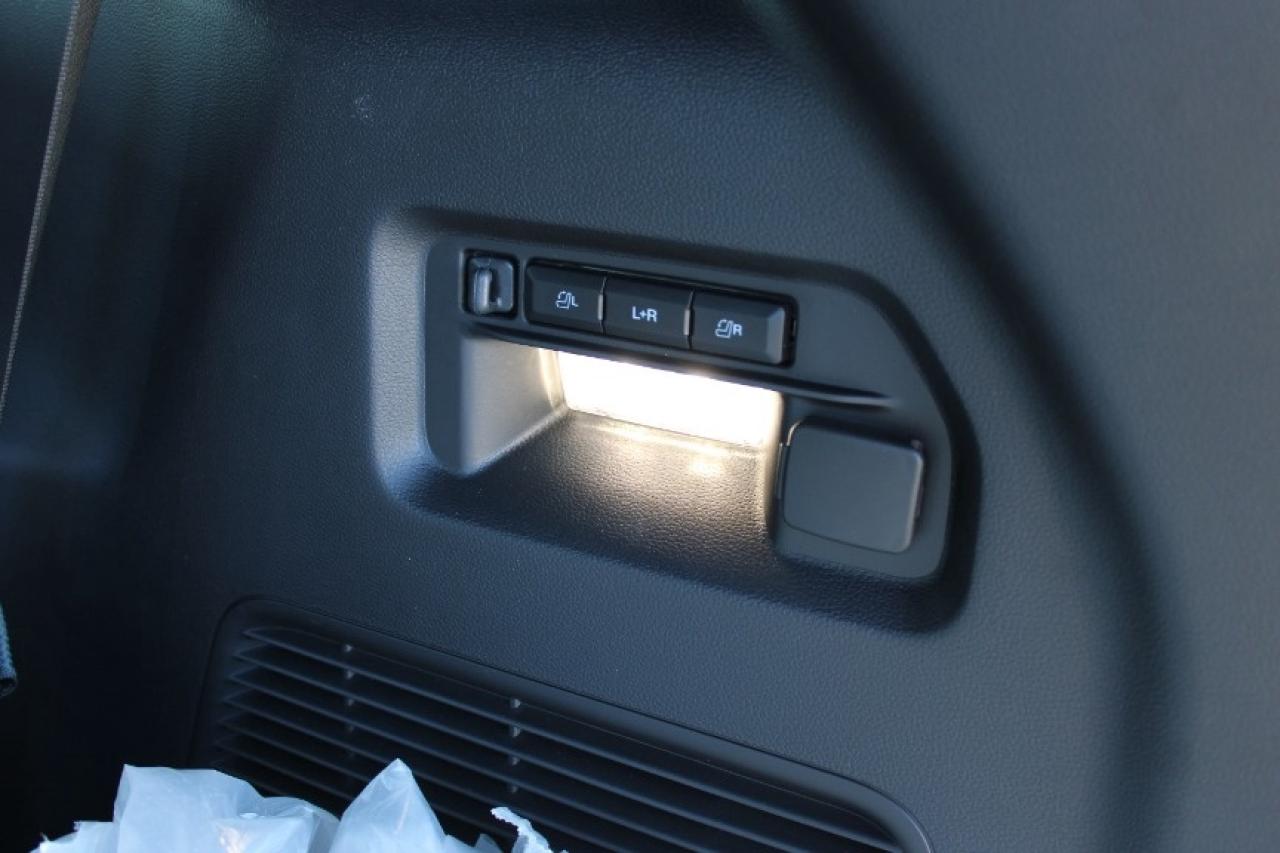 2025 Ford Explorer ST Photo