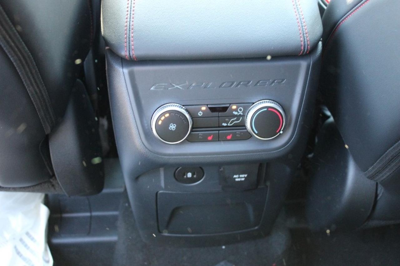 2025 Ford Explorer ST Photo