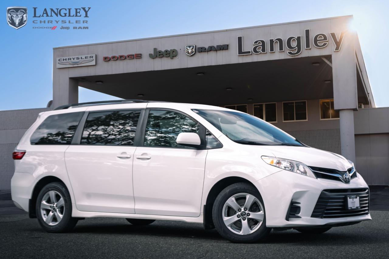 Used 2018 Toyota Sienna LE 8-Passenger for sale in Surrey, BC