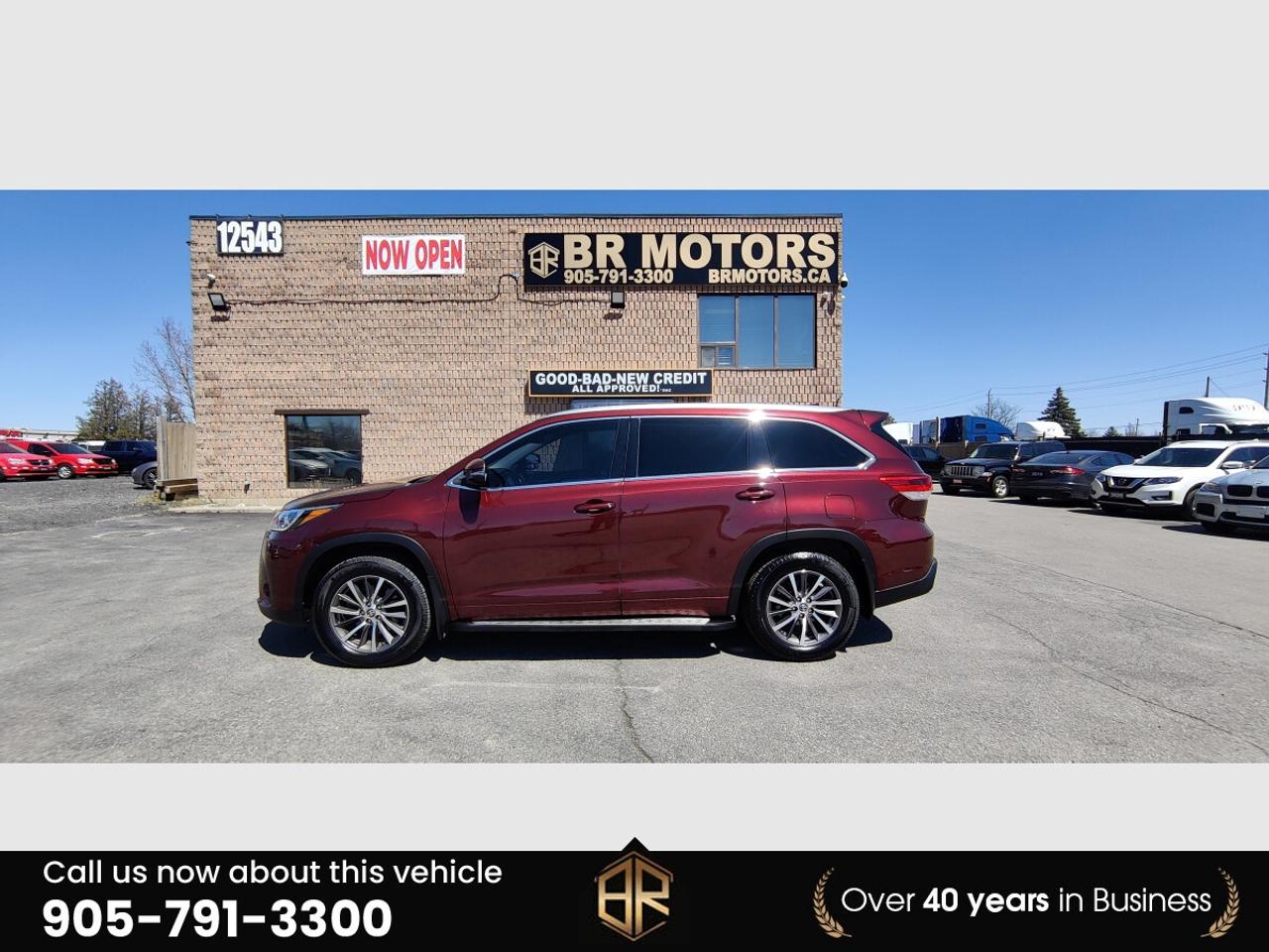 2017 Toyota Highlander XLE | Leather | Sun Roof | No Accidents Reported | Photo