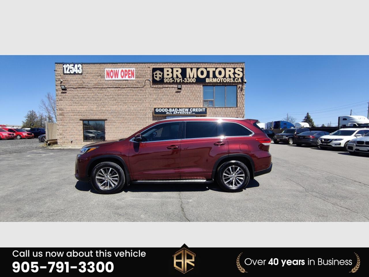 2017 Toyota Highlander XLE | Leather | Sun Roof | No Accidents Reported | Photo4